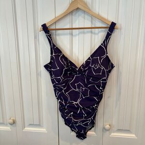 Trimshaper One Piece‎ Swimsuit Size 16